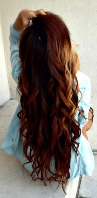 Śliczne ciemno rude / brązowe / kasztanowe długie kręcone włosy