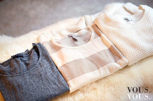 sweterki idealnie ułożone. macie porządek w szafie, kto potrafi odpowiednio składać ubrania?