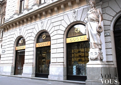 GUCCI-Najlepiej sprzedająca się włoska marka na świecie. Symbol luksusu i elegancji.