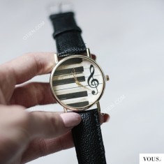 Zegarek z nutkami dostępny w sklepie OTIEN www.otien.com