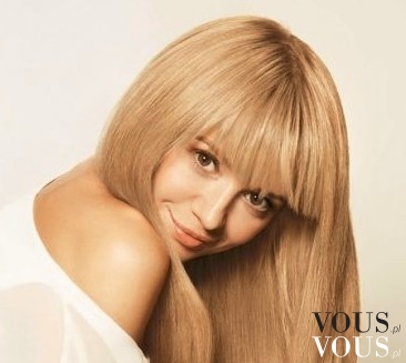 Piękne blond włosy Anny Przybylskiej