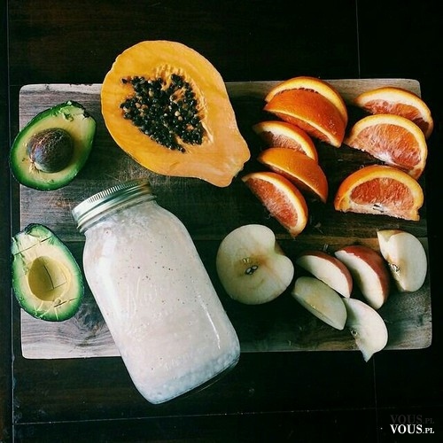avocado, cytrusy i mleko kokosowe