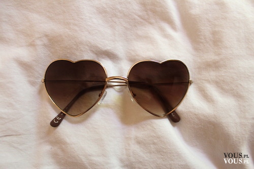 okulary przeciwsłoneczne w kształcie serca