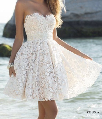 lekka zwiewna sukienka, biała sukienka, wyszywana dziewczęca sukienka