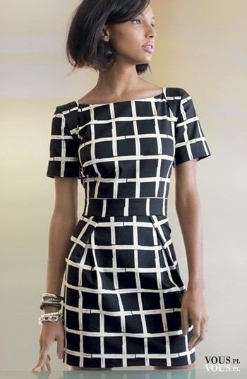 czarna sukienka w kratkę, biały wzór