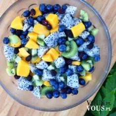 kolorowa sałatka, niebieskie owoce, jakie owoce lubicie