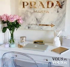 stylowe biurko Prada