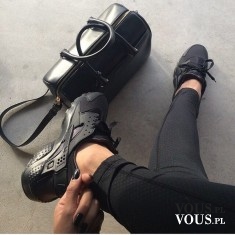 styl, styl sportowy czarny, świetny zestaw, czarna torebka elegancka i sportowe buty
