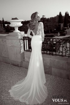 Cudowna suknia ślubna, długa suknia z cienkim trenem, suknia ślubna z koronkową górą