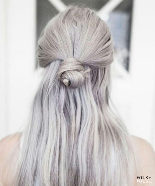 siwe jasne fioletowe włosy