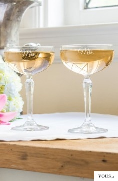 Kieliszki na szampan z napisem Pani i Pan, Mrs and mr