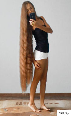 Piękne długie włosy Rosjanki