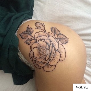 wysportowana pupa, tattoo, tatuaż kwiat