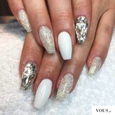 manicure new year 2017 – białe paznokcie na sylwestra srebrne