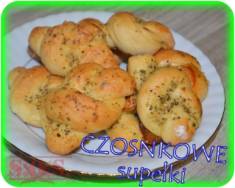 Czosnkowe supełki | Blog Kulinarny
Czosnkowe supełki to aromatyczna baaaaardzo czosnkowa przekąs ...