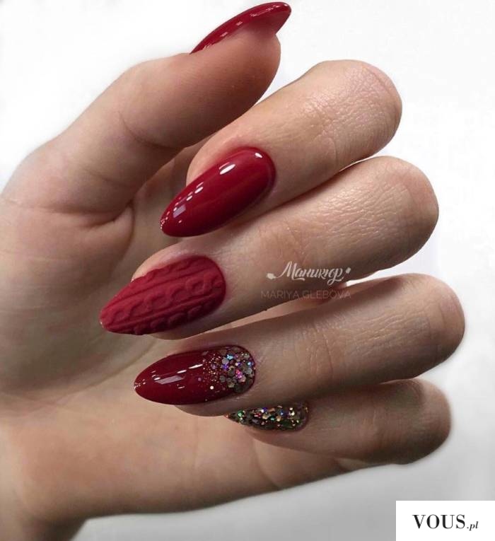 Czerwone paznokcie wzory z cyrkoniami / świąteczne | INSPIRACJE