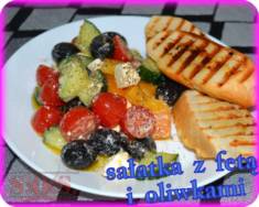 Sałatka z fetą i oliwkami | Blog Kulinarny
